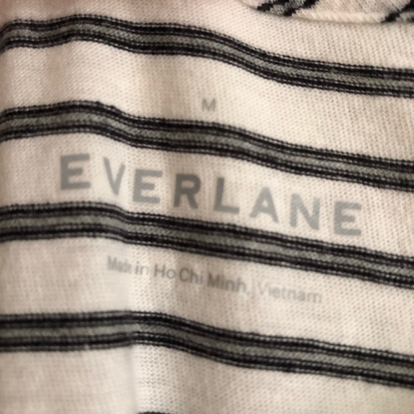 Everlane Boxy Cotton Crewneck T-Shirt - Picture 6 of 7